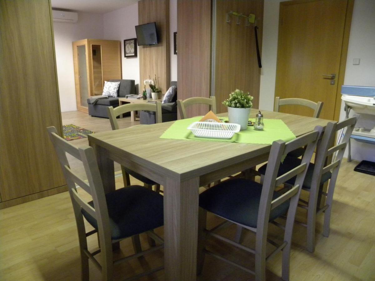 Apartment Wellness Vlckova Kültér fotó